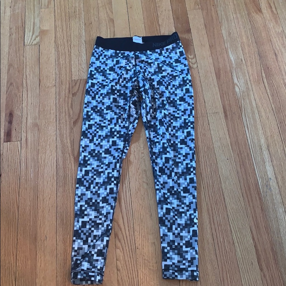 Nike Pro Full Length Leggings